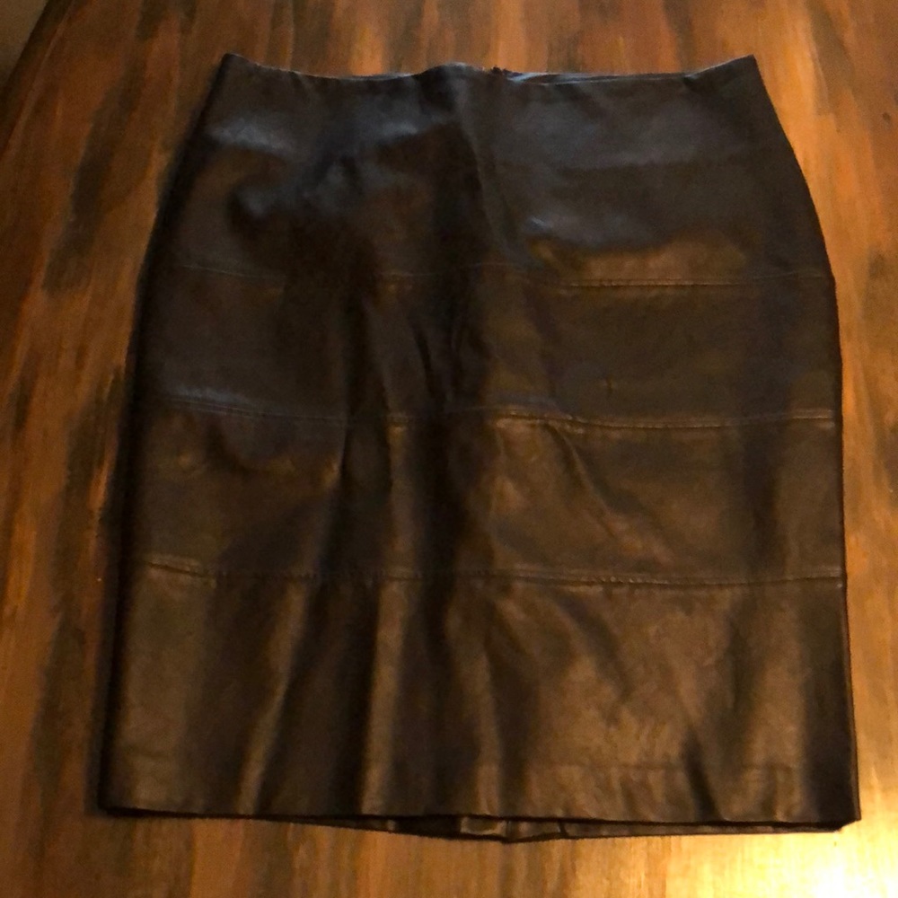 faux leather pencil skirt with back zipper size 13